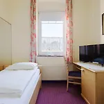 Moerser Hof 3*