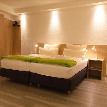 Moerser Hof 3*