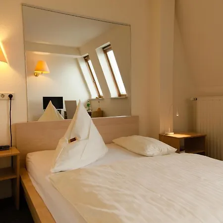 Moerser Hof Hotell