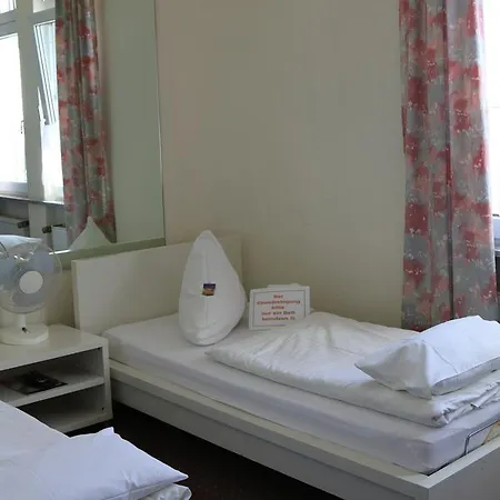 Moerser Hof 3*