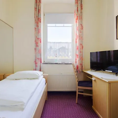 Moerser Hof Hotell 3*